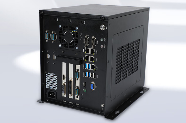 壁掛式工控機(jī).png 壁掛式工控機(jī).png