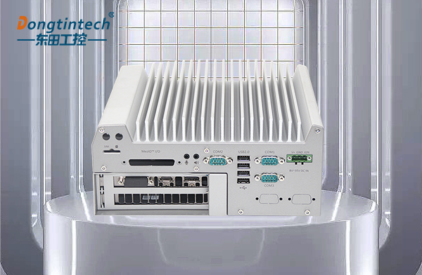 嵌入式無風扇工控機.png 嵌入式無風扇工控機.png
