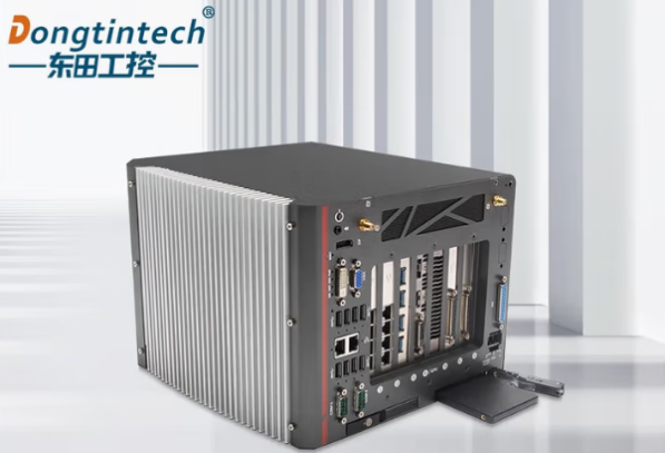 東田嵌入式工業(yè)電腦主機.png